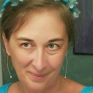 Meet your Posher, Lyn